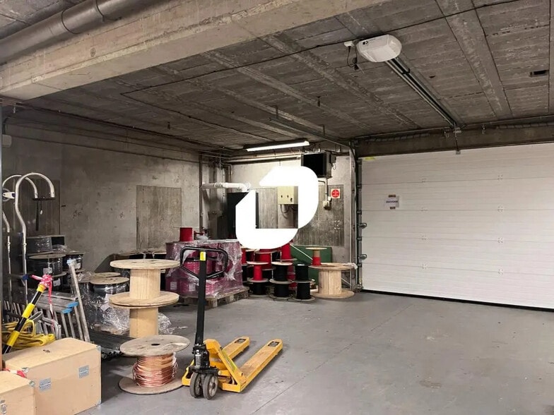 7 Place Gutenberg, Templemars à louer - Photo de l’immeuble – Image 1 sur 16