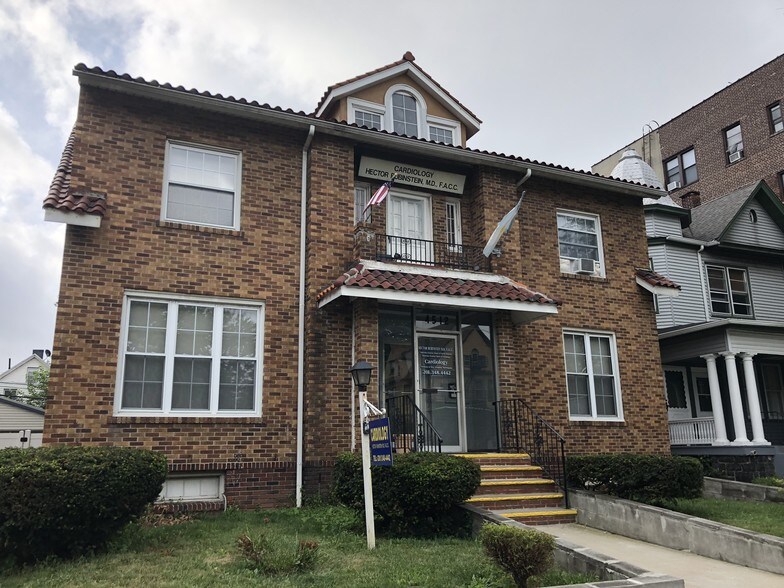 4512 Jf Kennedy Blvd, North Bergen, NJ à louer - Photo de l’immeuble – Image 1 sur 5