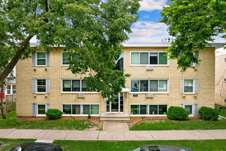 3720 Minnehaha Ave, Minneapolis, MN à vendre - Photo de l’immeuble – Image 1 sur 15