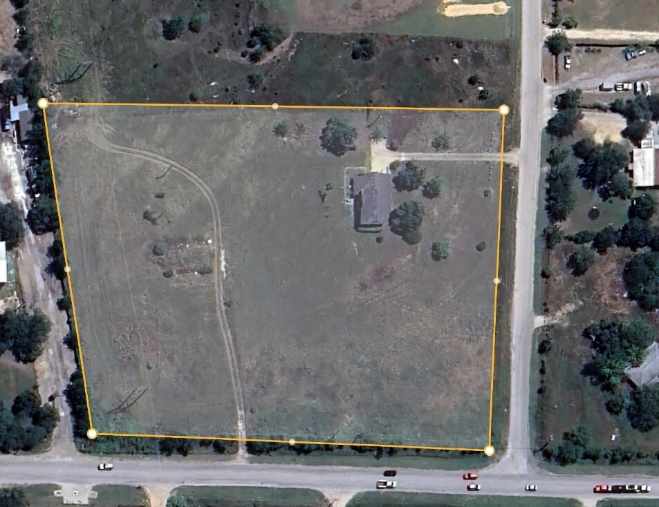 111 Sunrise Dr, Kyle, TX à louer Photo de l’immeuble– Image 1 sur 2