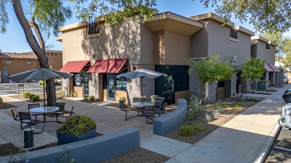 1472 E Williams Field Rd, Gilbert, AZ à vendre - Photo de l’immeuble – Image 2 sur 21
