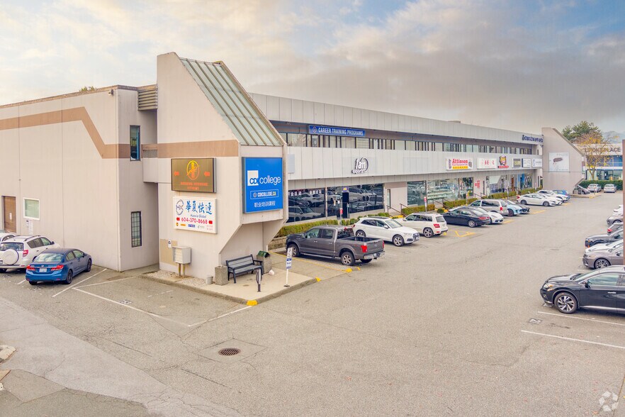 4351 No 3 Rd, Richmond, BC à louer - Photo principale – Image 1 sur 4