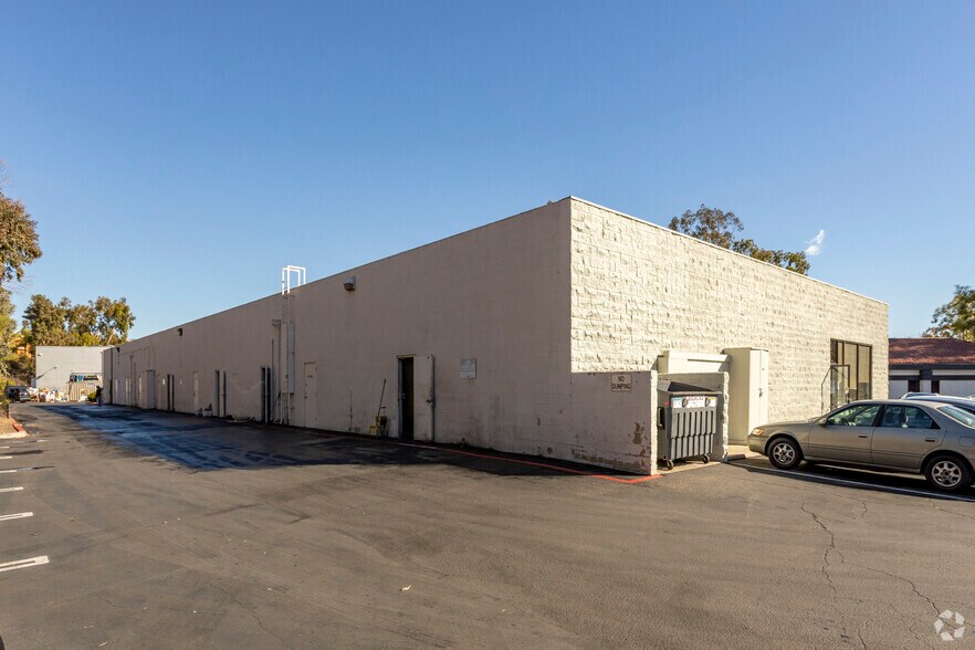 12316-12334 Poway Rd, Poway, CA à vendre - Photo de l’immeuble – Image 3 sur 6