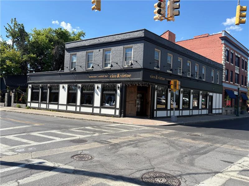 38-40 N Broadway, Schenectady, NY à vendre Photo de l’immeuble– Image 1 sur 8