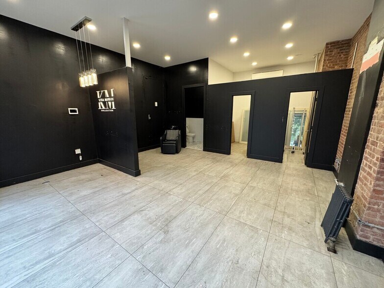 152 Patchen Ave, Brooklyn, NY à louer - Photo de l’immeuble – Image 2 sur 7