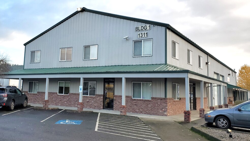 1311 SE Grace Ave, Battle Ground, WA à louer - Photo de l’immeuble – Image 2 sur 4