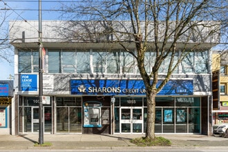 1053-1055 Kingsway, Vancouver, BC à louer Photo de l’immeuble– Image 1 sur 4
