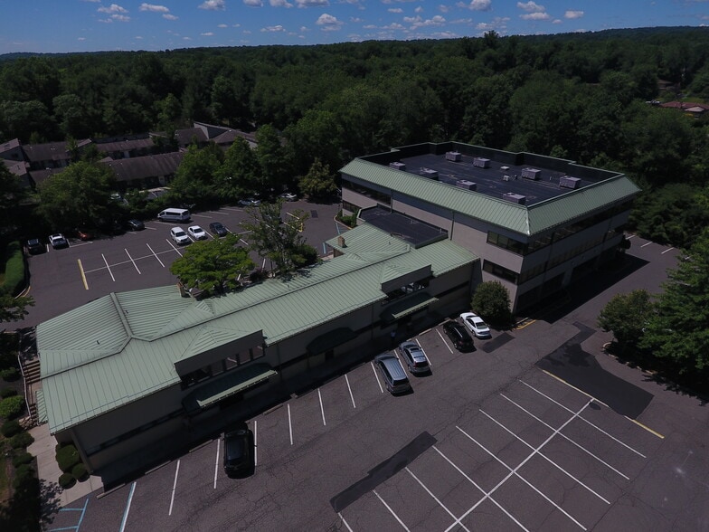 345 N Main St, New City, NY à louer - Photo de l’immeuble – Image 2 sur 14