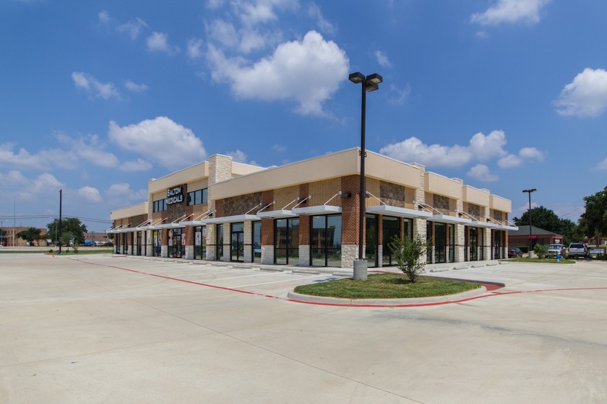 925 N Bryan Belt Line Rd, Mesquite, TX à louer - Photo de l’immeuble – Image 2 sur 13