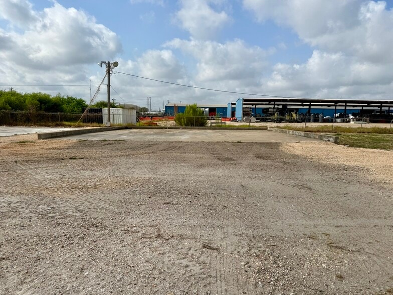 433 N Navigation Blvd, Corpus Christi, TX à louer - Autre – Image 3 sur 7