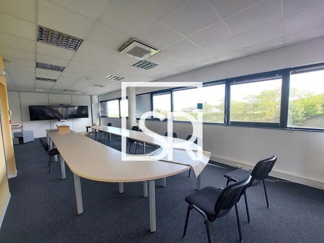 Plus de détails pour Bureau à louer