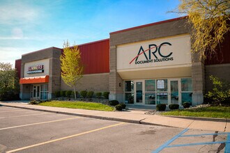 417-445 Fernhill Ave, Fort Wayne, IN à louer Photo de l’immeuble– Image 1 sur 2