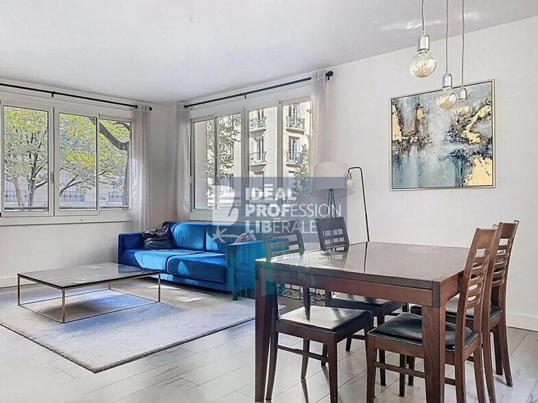 Bureau dans Paris à vendre - Photo de l’immeuble – Image 1 sur 9