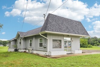 2112 S Delsea Dr, Vineland, NJ à louer Photo intérieure– Image 1 sur 23
