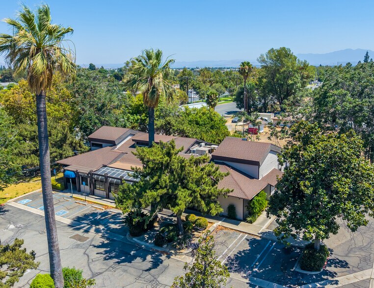 8348 Archibald Ave, Rancho Cucamonga, CA à louer - Photo de l’immeuble – Image 2 sur 7