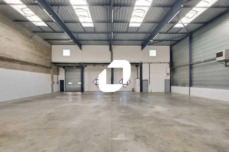 65 Avenue Georges Politzer, Élancourt à louer - Photo de l’immeuble – Image 2 sur 15