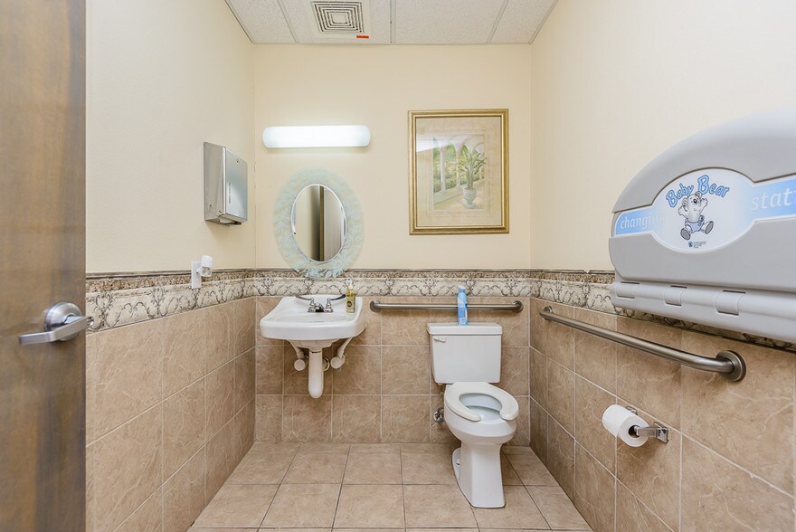 9804 Broadway St, Pearland, TX à louer - Photo intérieure – Image 2 sur 39