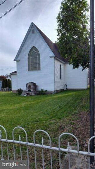 Plus de détails pour 120 W 4th St, Mount Carmel, PA - Spécialisé à vendre