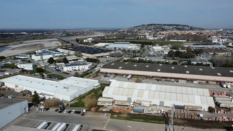 Local d'activités dans Avignon à vendre - Aérien – Image 1 sur 1