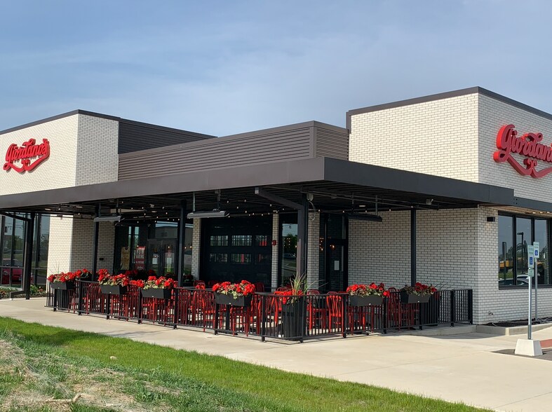 10180 Diebold Rd, Fort Wayne, IN à vendre - Photo de l’immeuble – Image 2 sur 18