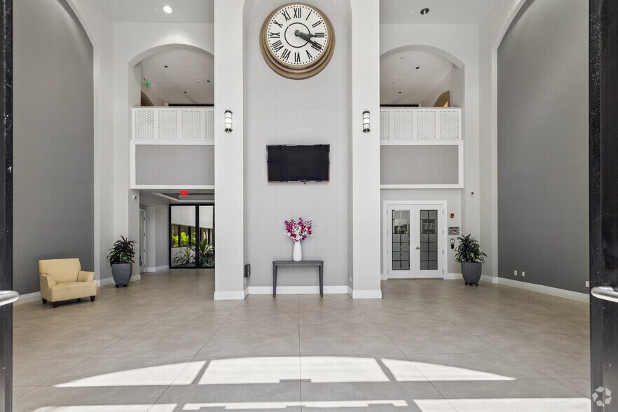 5300 Broken Sound Blvd NW, Boca Raton, FL à louer - Photo intérieure – Image 3 sur 29