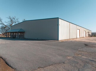 Plus de détails pour 2500 N Center St, Bonham, TX - Industriel/Logistique à louer
