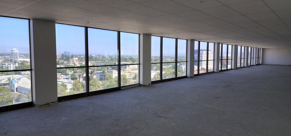 1600 N Broadway, Santa Ana, CA à louer - Photo intérieure – Image 2 sur 10