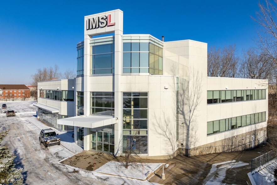 1875 Rue Maurice-Gauvin, Laval, QC à louer - Photo principale – Image 1 sur 3