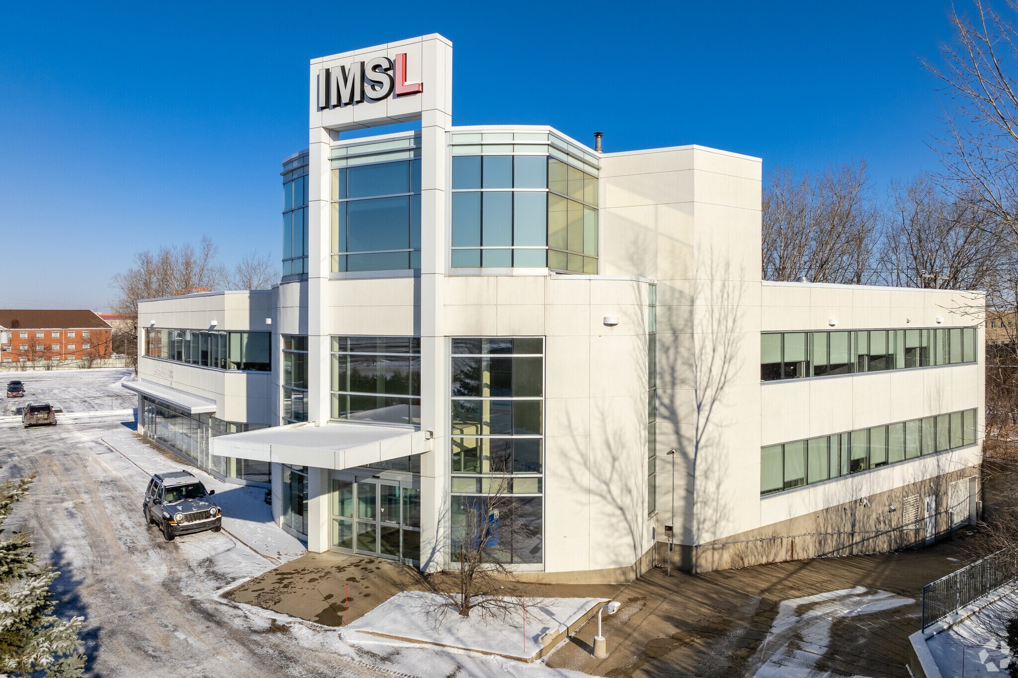 1875 Rue Maurice-Gauvin, Laval, QC à louer Photo principale– Image 1 sur 4