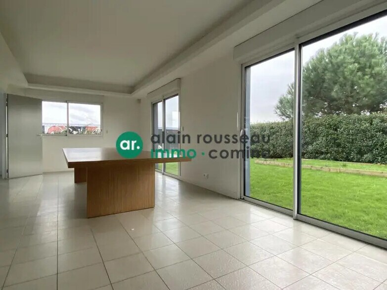 Bureau dans Beaucouzé à louer - Photo intérieure – Image 2 sur 5