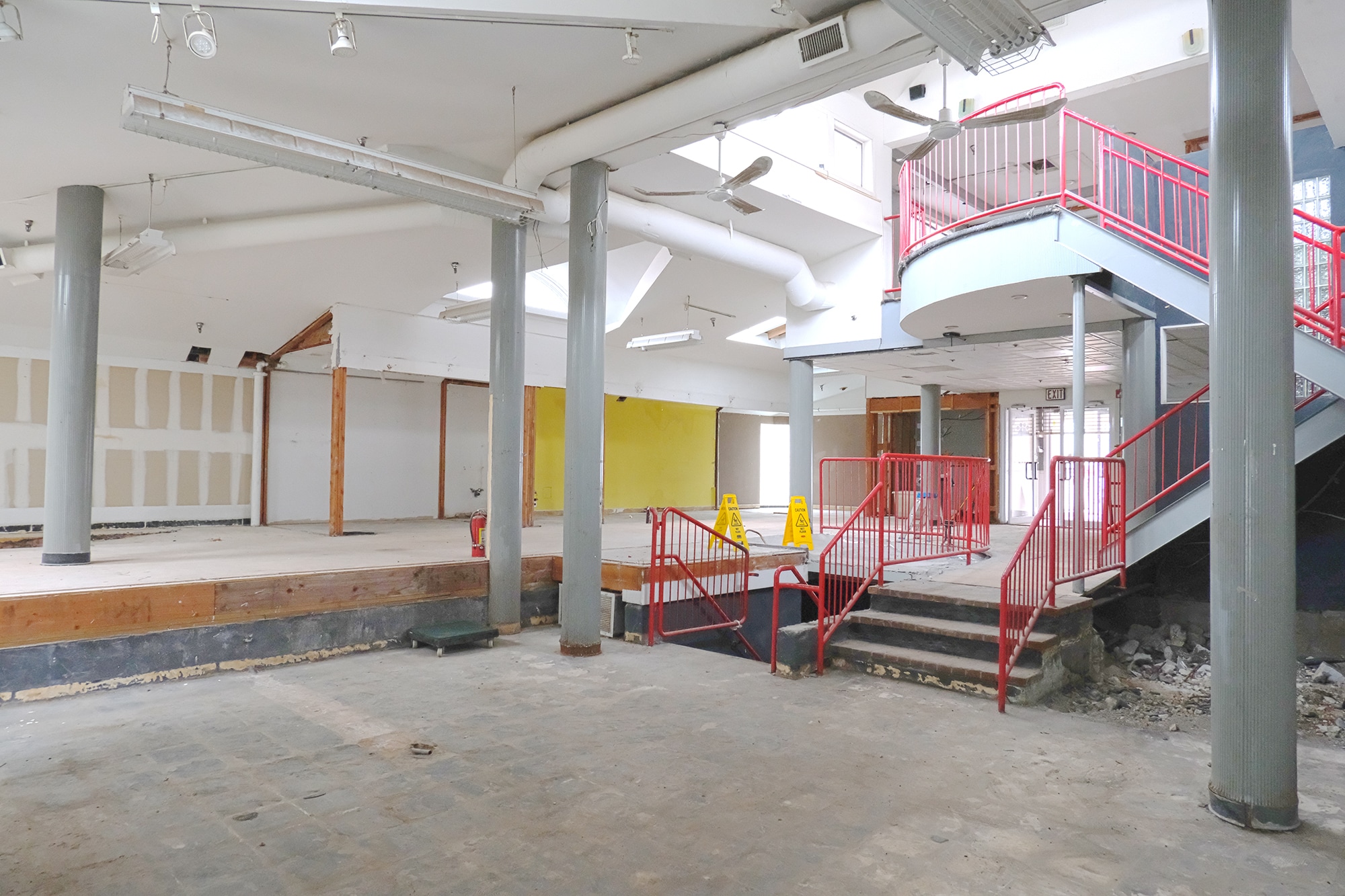 125 E Jericho Tpke, Huntington Station, NY à louer Photo intérieure– Image 1 sur 7