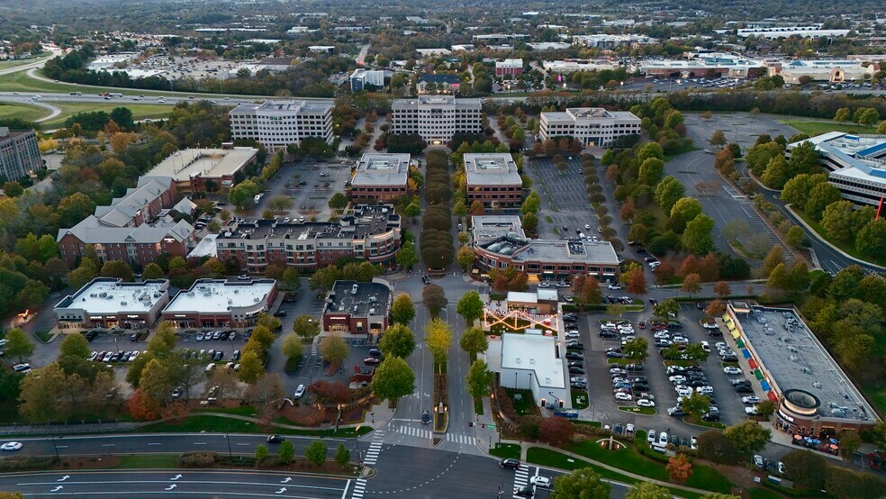 5000 Meridian Blvd, Franklin, TN à louer - Photo principale – Image 1 sur 33