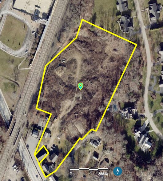 917 Ten Rod Rd, North Kingstown, RI à vendre - Photo de l’immeuble – Image 2 sur 5