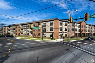 Plus de détails pour 409 E Butler Ave, Doylestown, PA - Local commercial à louer