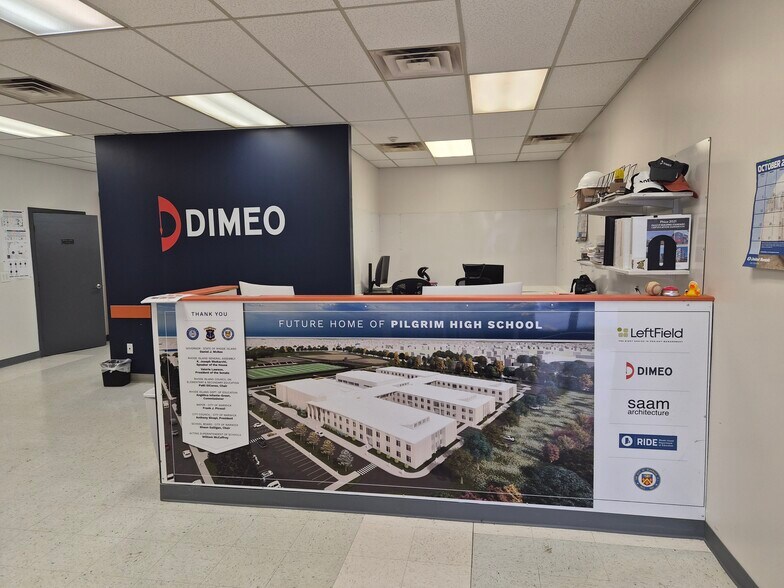 1131 Warwick Ave, Warwick, RI à vendre - Photo de l’immeuble – Image 3 sur 8