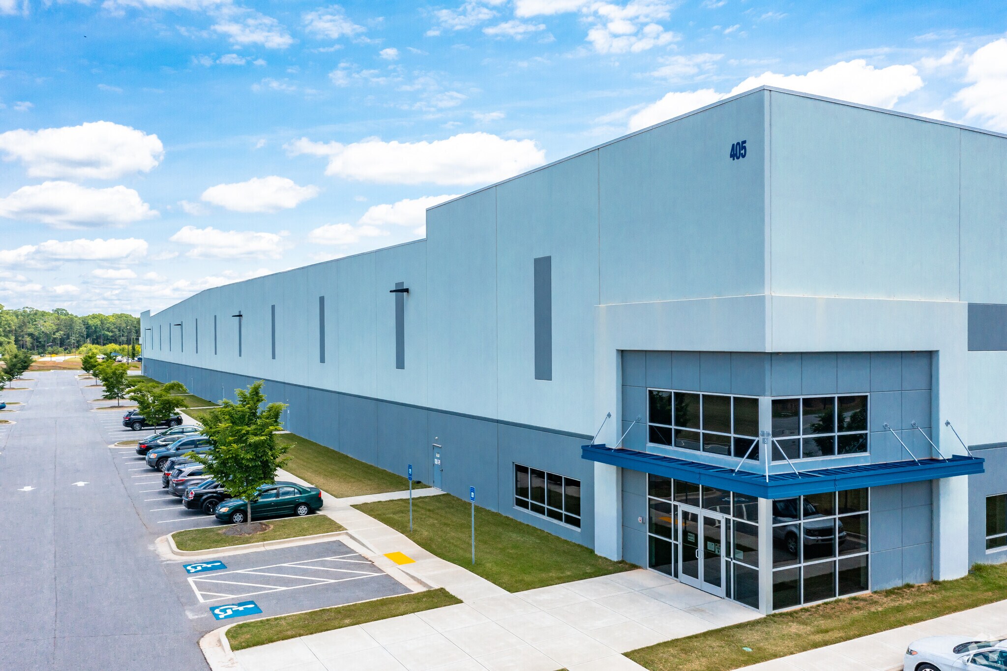 405 King Mill Rd, McDonough, GA à louer Photo principale– Image 1 sur 8