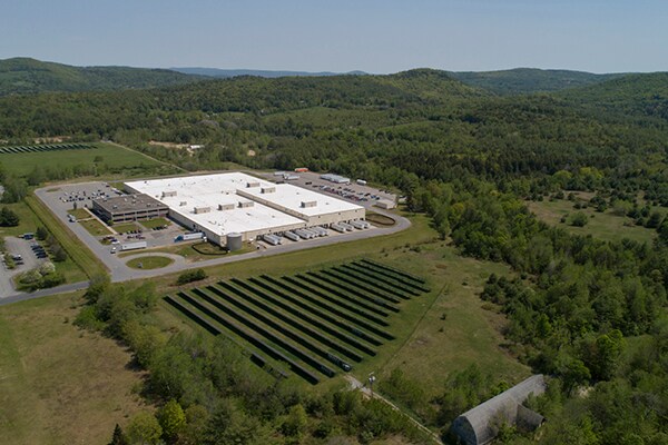 36 Precision Dr, North Springfield, VT à louer Photo de l’immeuble– Image 1 sur 10