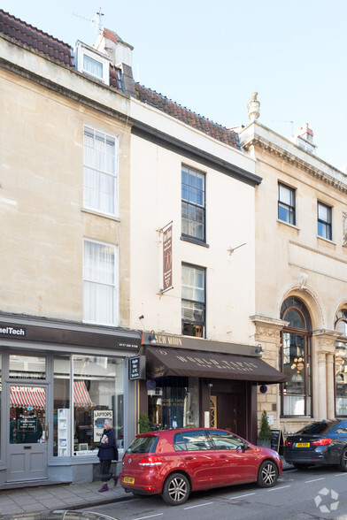 9 The Mall, Bristol à louer - Photo principale – Image 1 sur 2