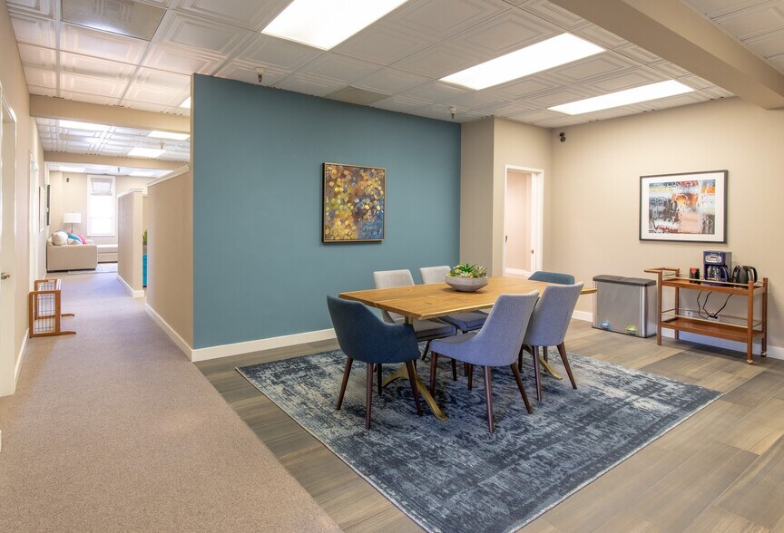 950 Gilman St, Berkeley, CA à louer - Photo de l’immeuble – Image 2 sur 21