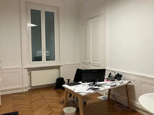 Local commercial dans Lyon à louer - Photo de l’immeuble – Image 3 sur 30