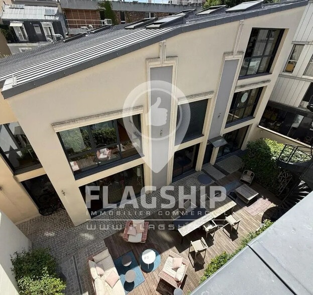 Local commercial dans Paris à louer - Photo de l’immeuble – Image 3 sur 10