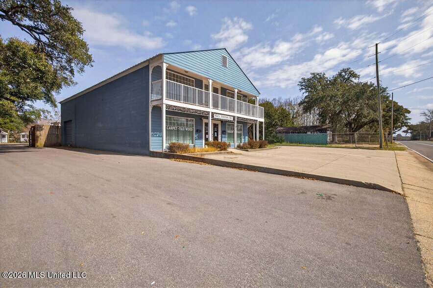 2005 Government St, Ocean Springs, MS à louer - Photo de l’immeuble – Image 3 sur 27