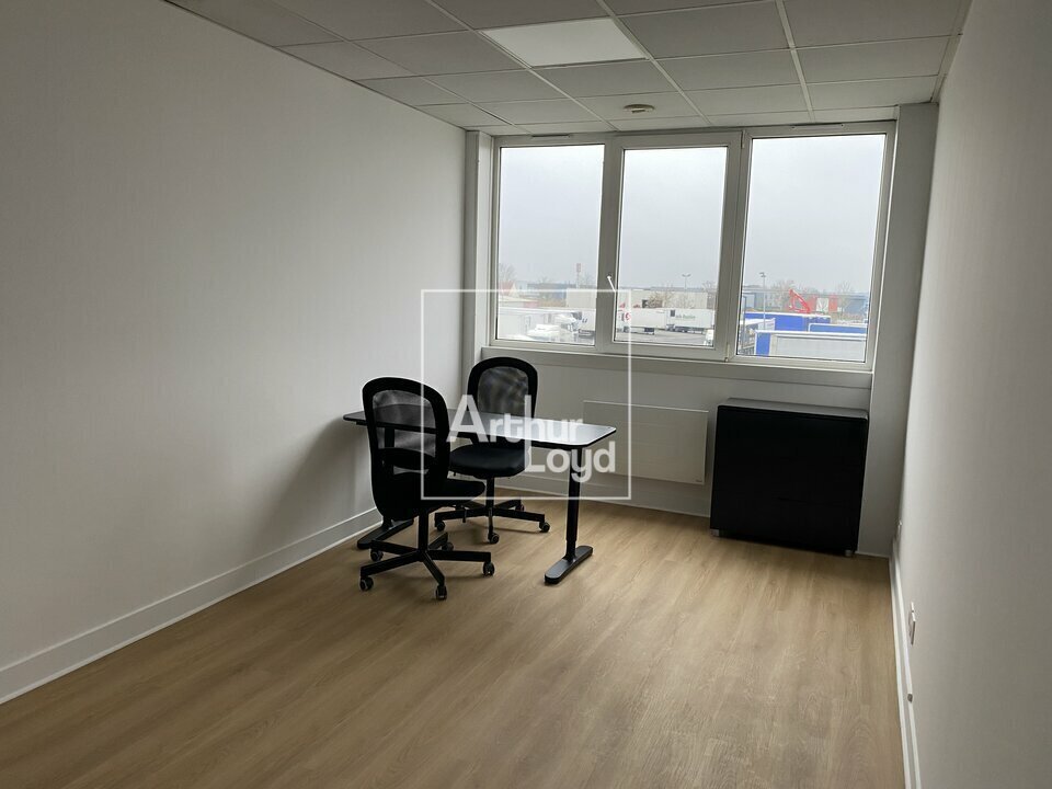 Bureau dans Moissy-Cramayel à louer Photo intérieure– Image 1 sur 5