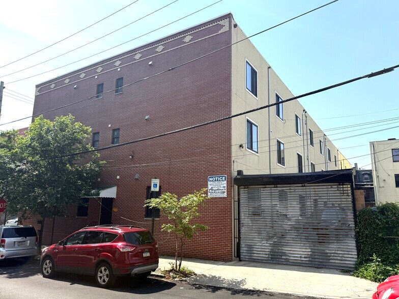 21 units- portefeuille de 7 biens à vendre sur LoopNet.fr - Photo de l’immeuble – Image 2 sur 38