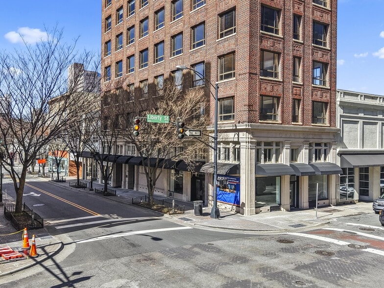 101 W 4th St, Winston-Salem, NC à louer - Photo de l’immeuble – Image 3 sur 12