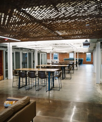 Plus de détails pour 1300 South Blvd, Charlotte, NC - Bureau à vendre