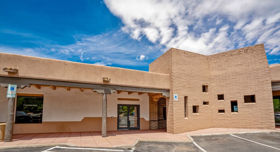500 N Guadalupe St, Santa Fe, NM à louer - Photo de l’immeuble – Image 2 sur 12