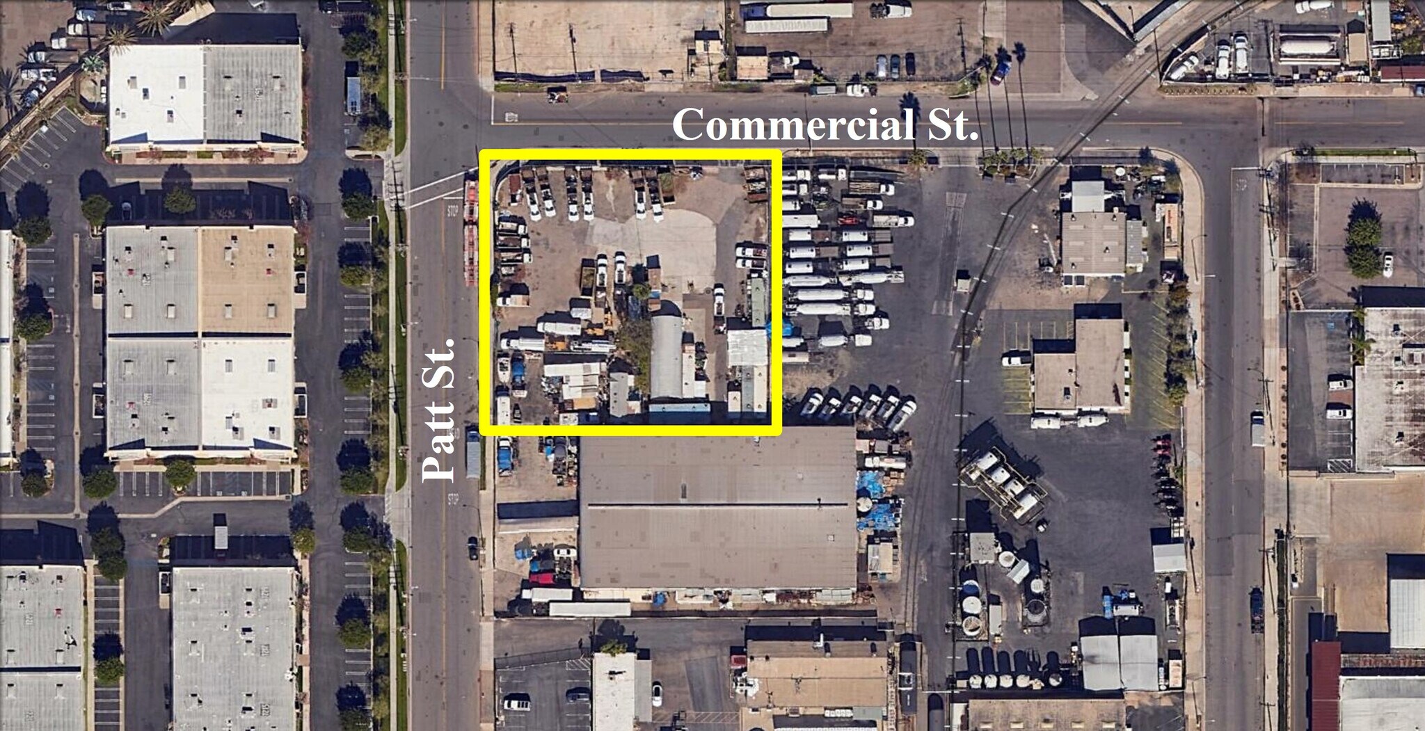 320 E Commercial St, Anaheim, CA à louer Photo principale– Image 1 sur 9