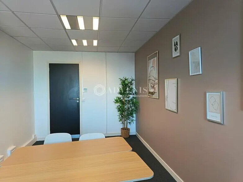 Bureau dans Lille à louer - Photo intérieure – Image 3 sur 9
