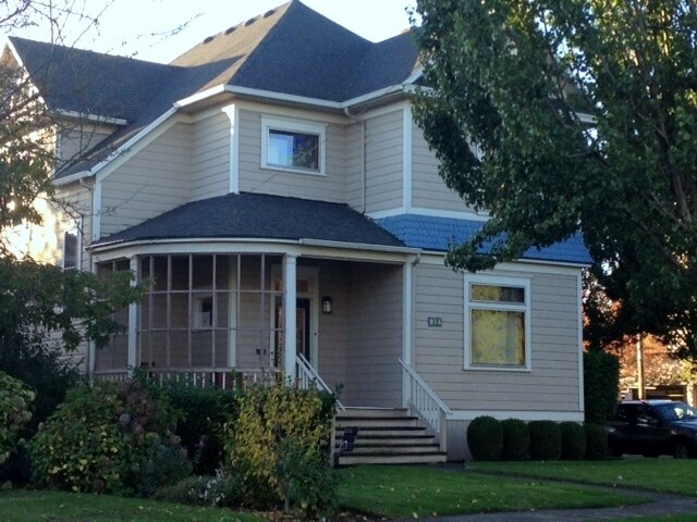 914 Esther St, Vancouver, WA à vendre - Photo de l’immeuble – Image 3 sur 15